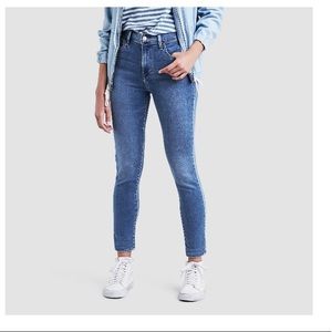 Levis super skinny